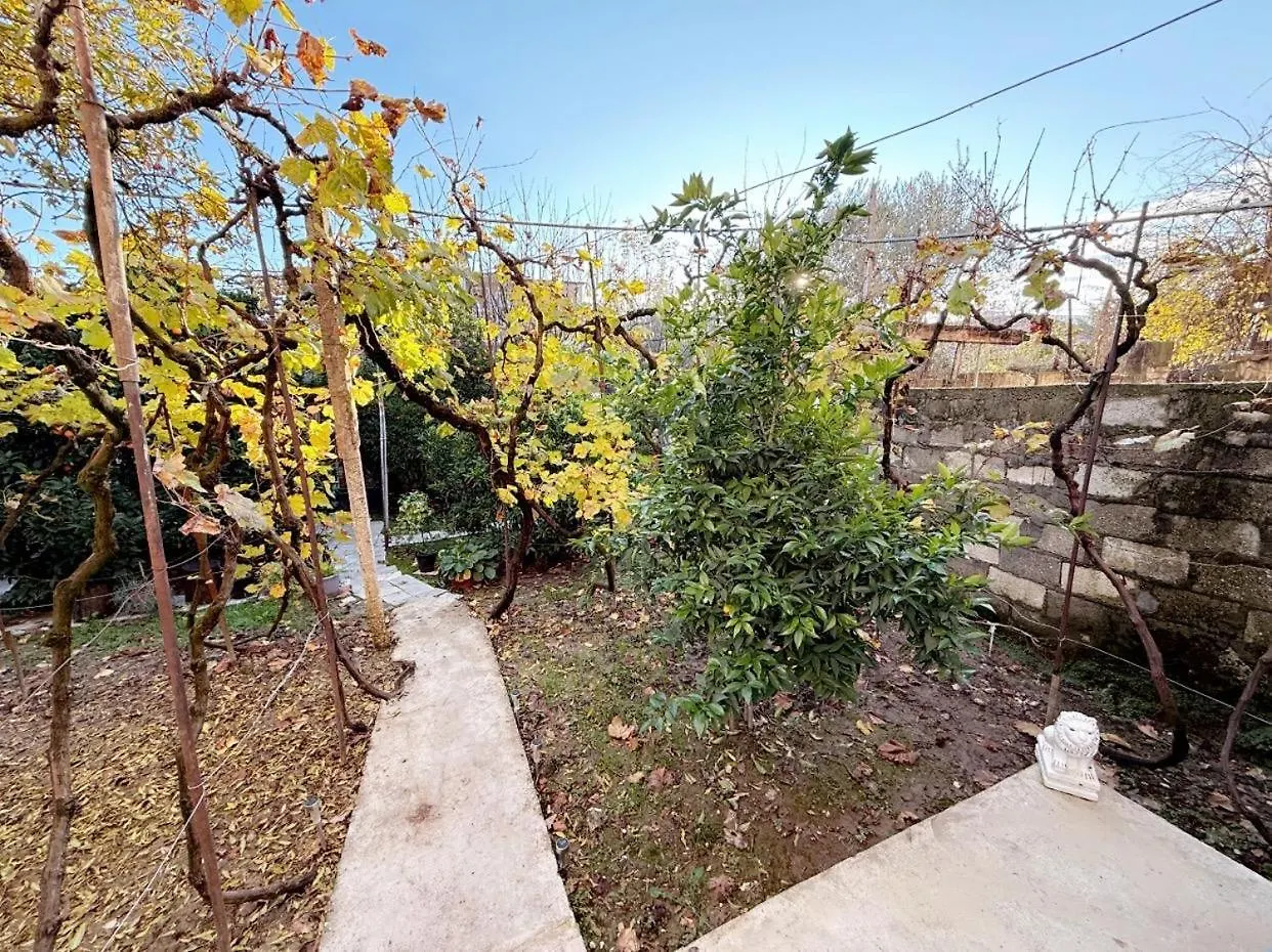 Guesthouse Albi Berat 0*,  Albania